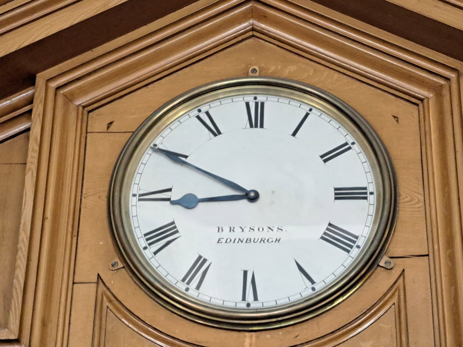 Court Room Clock