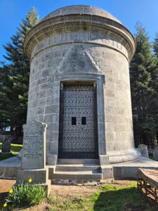 Picture of Elyza Fraser Mausoleum