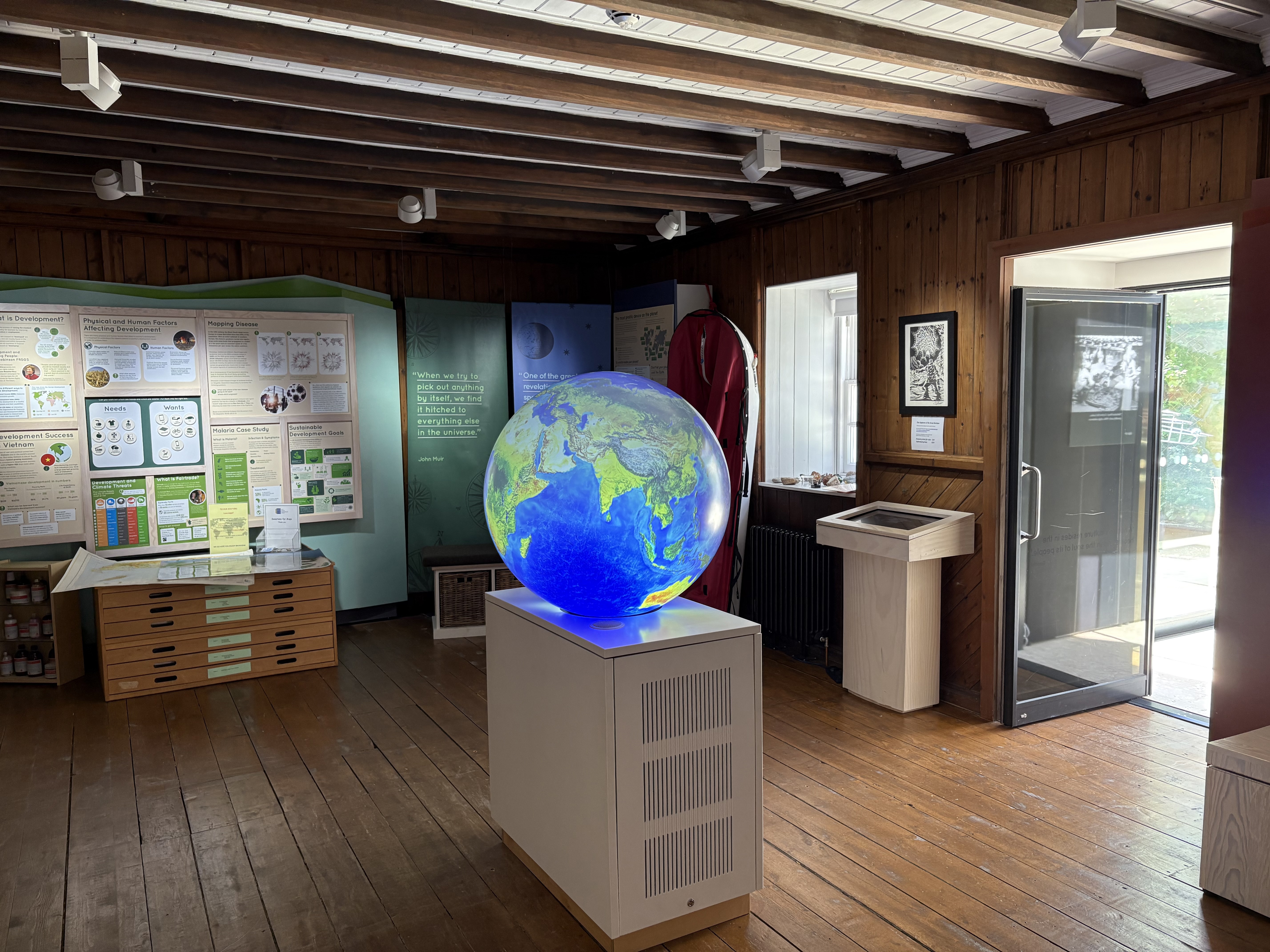 FMH Earth Room (1)
