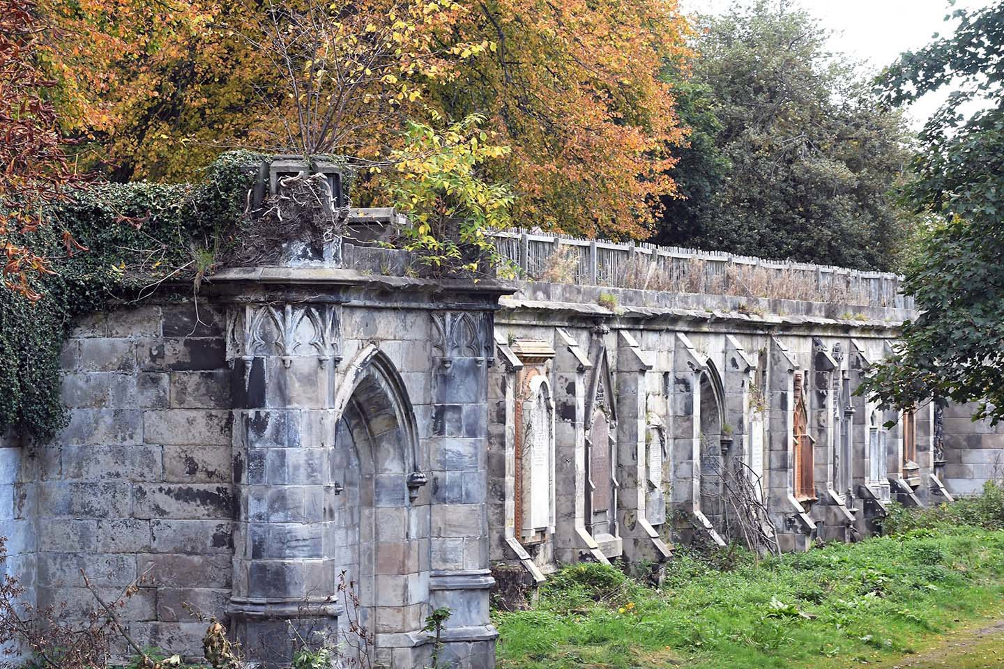 Warristoncemetery Catacombs Sm