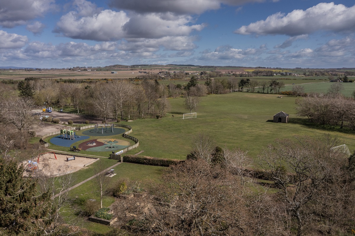 Friockheim Park DJI 0097