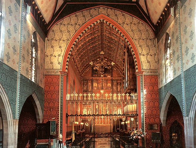 st-salvadors-church-1.jpg
