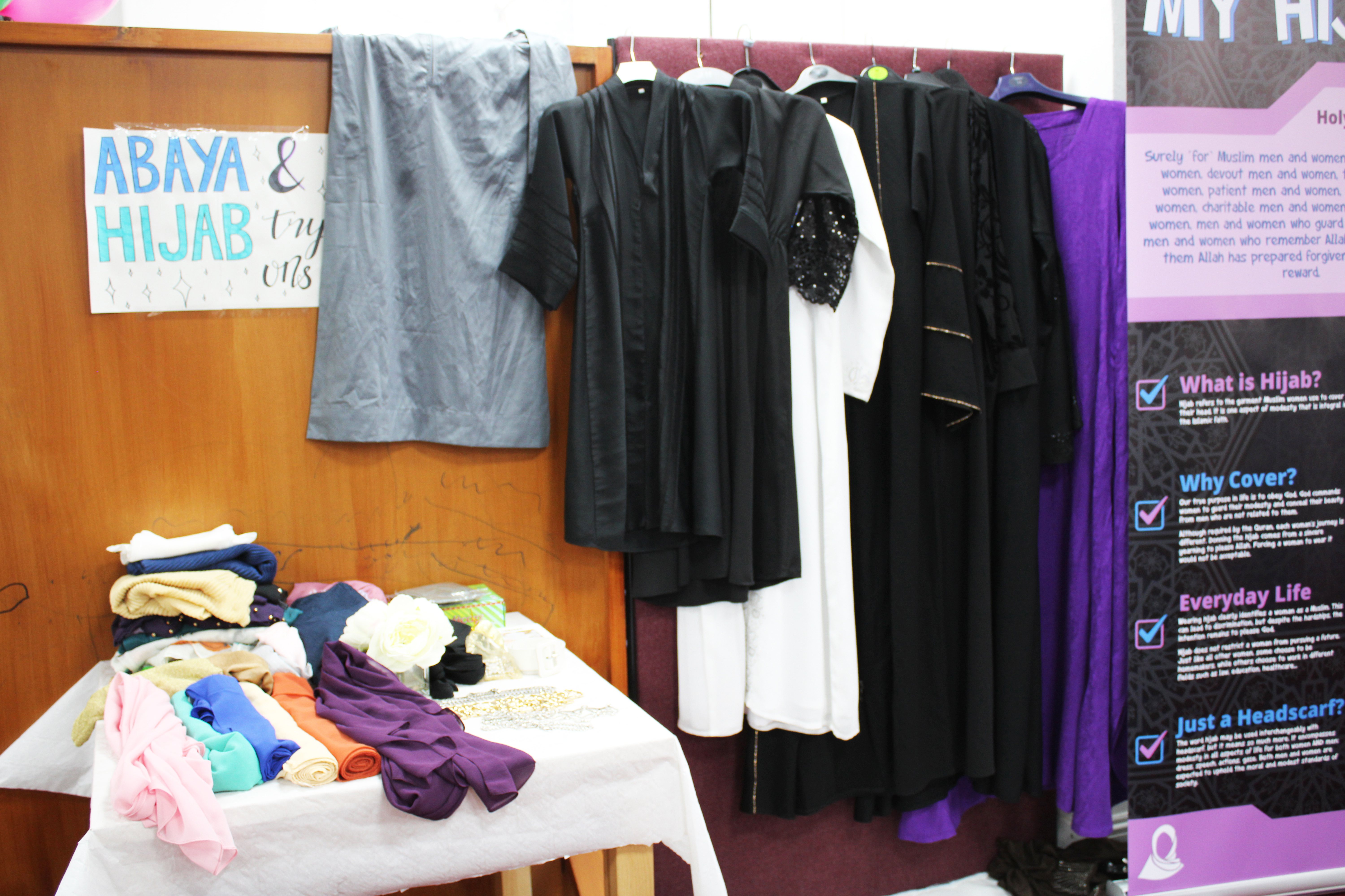 Islamic Centre Try On Hijab