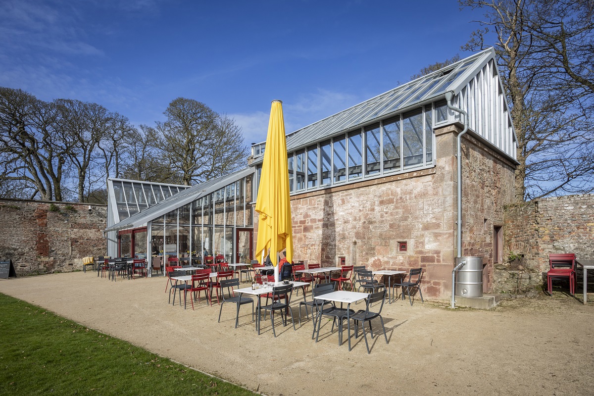 Hospitalfield Garden Cafe HP 6031