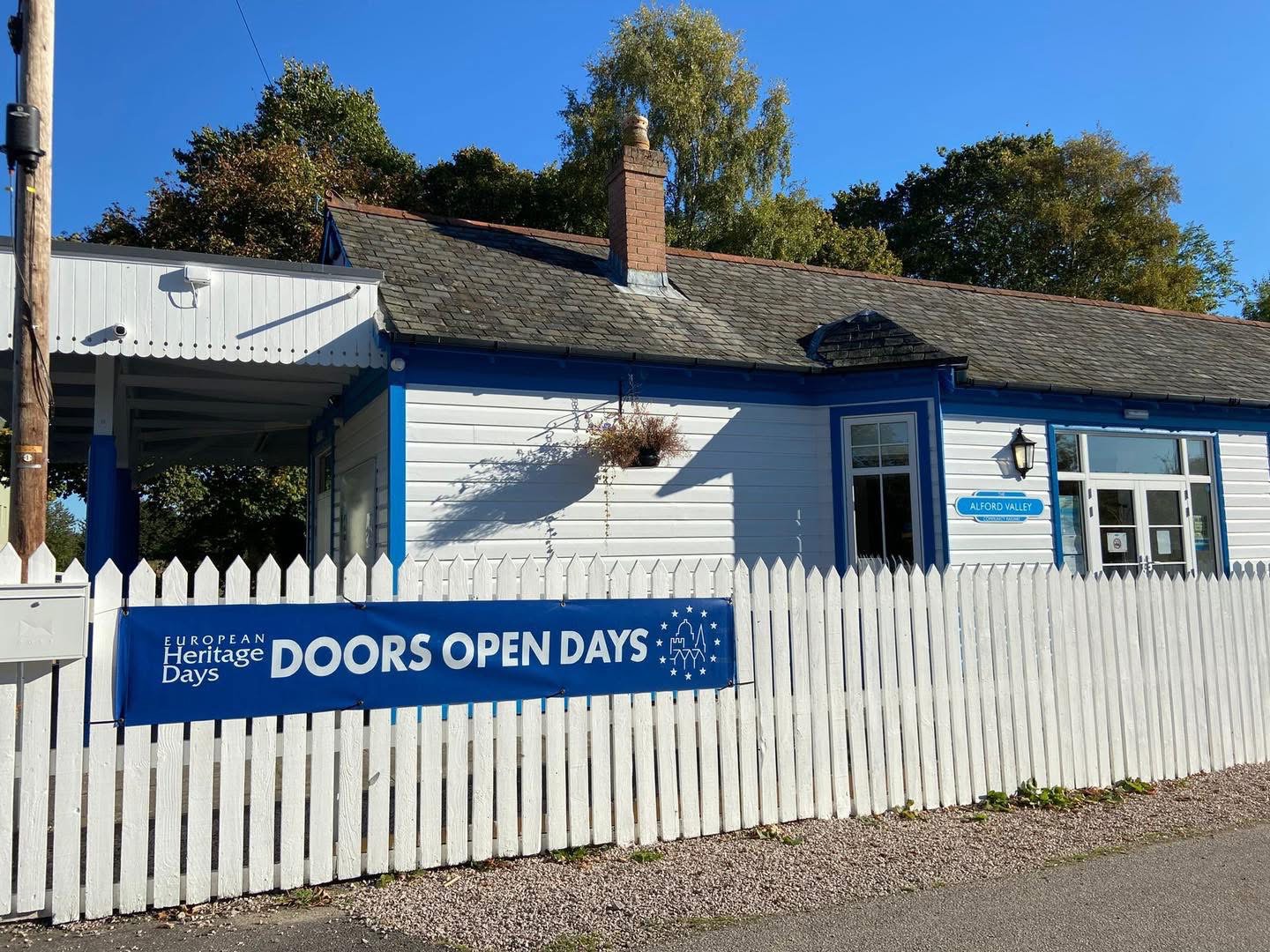 M Alford Valley Community Railway Station