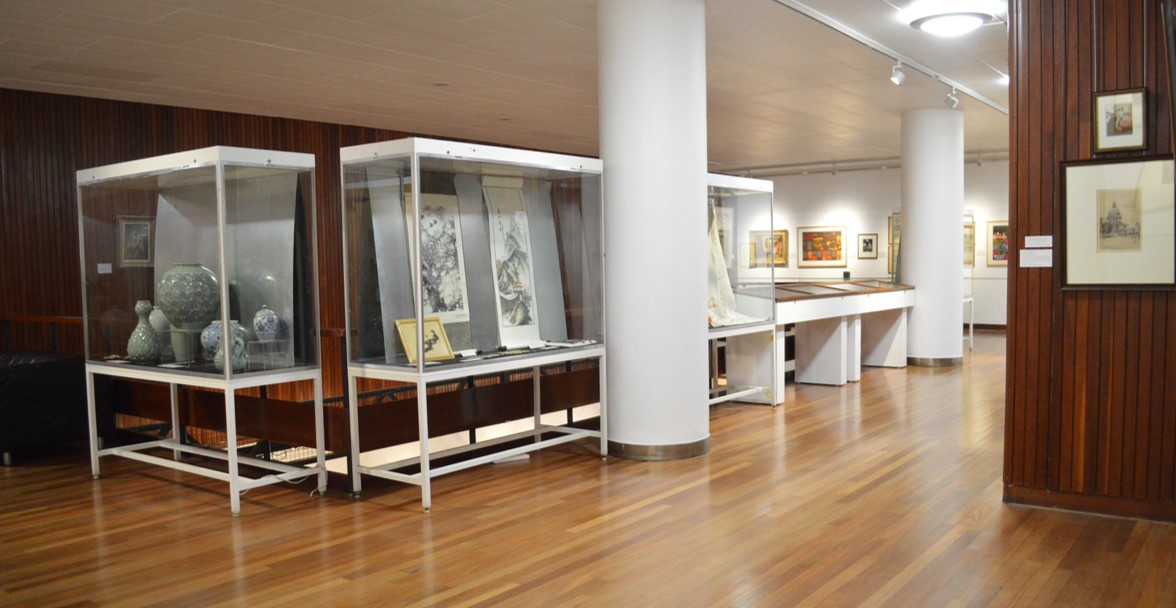 tower-foyer-2.jpg