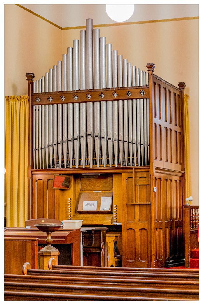 B Deer Parish Church Organ