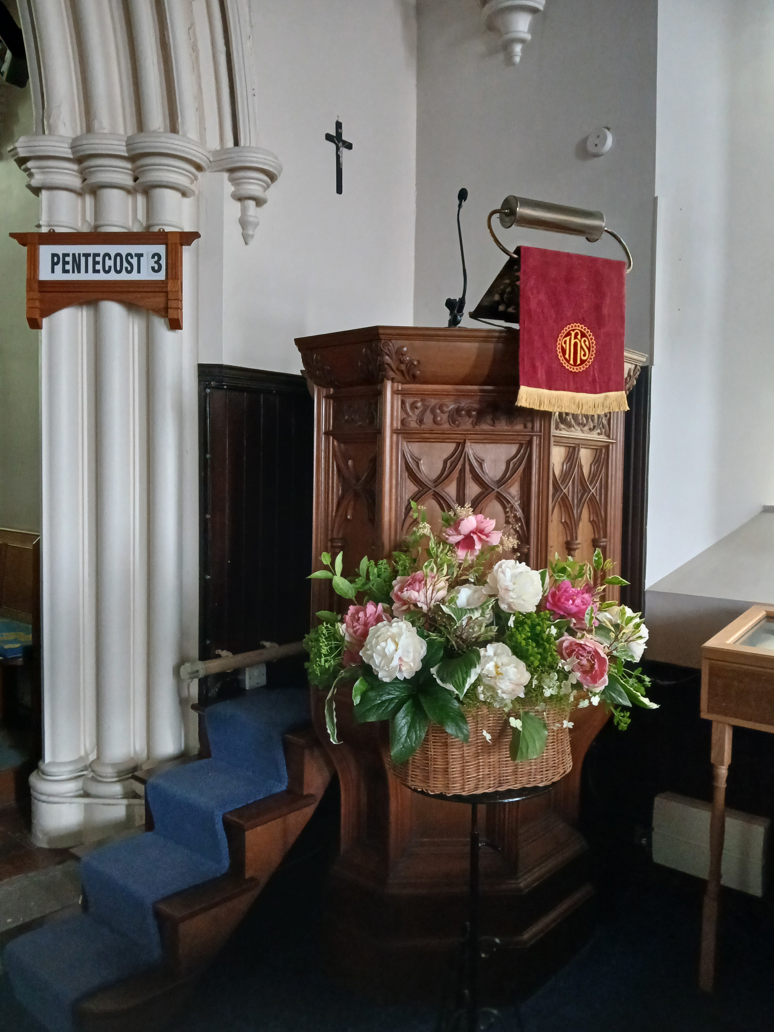 St Ternan's Pulpit